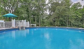 63 Pendar Rd, North Kingstown, RI 02852