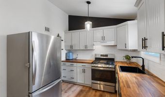 39 Georgetown Blvd, Barnegat, NJ 08005