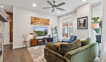 625 SLATERS Ln 201, Alexandria, VA 22314