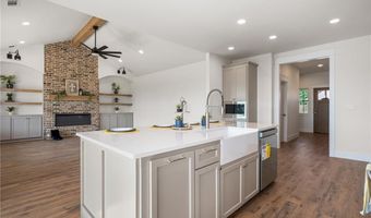 504 Waggoner Ln, Barling, AR 72923