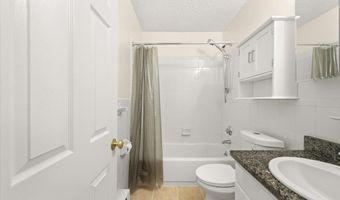 6 Dailey St C, Attleboro, MA 02703