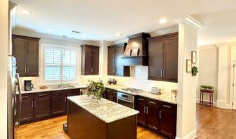 737 Queens Way, Auburn, AL 36830