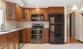 2699 Diamond Hill Rd, Cumberland, RI 02864
