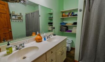 5327 County Road 427 Rd, Auburn, IN 46706
