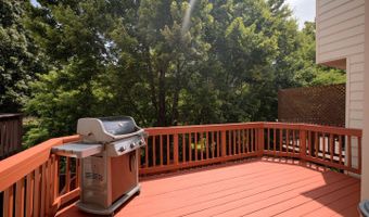5209 DUNSTABLE Ln, Alexandria, VA 22315