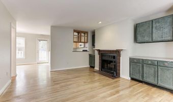 1759 N CLIFF St, Alexandria, VA 22301