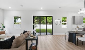 5719 PENINSULAR Dr, Belle Isle, FL 32809