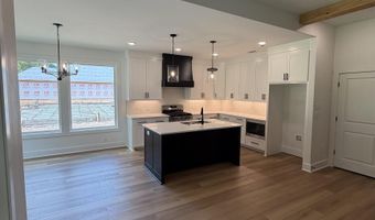 3933 Spencer Xing, Benton, AR 72019