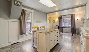 753 E Main St, Anoka, MN 55303