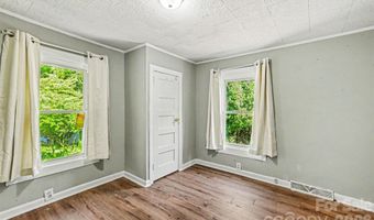 1025 Martin Luther King Jr Dr, Albemarle, NC 28001