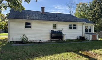 16 Davis St, Abington, MA 02351