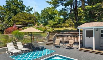 316 Leetes Island Rd, Branford, CT 06405