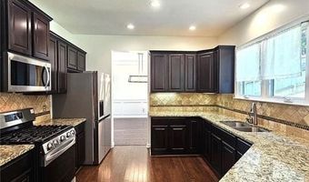 10805 Pinewalk Forest Cir, Alpharetta, GA 30022