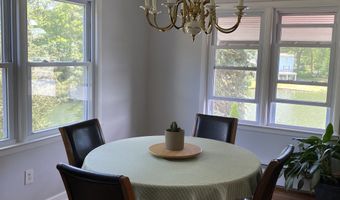 12 Pine Point Dr, Bridgeport, CT 06606