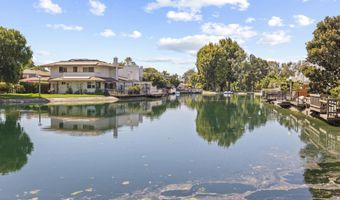 1716 Shoreline St, Camarillo, CA 93010
