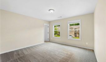 422 Auburn Crossing Dr, Auburn, GA 30011