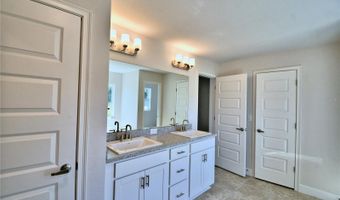 4406 JUNEBERRY Dr, Auburndale, FL 33823