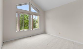 1700 Highview Circle Ct, Ballwin, MO 63021