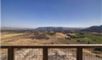 66 Sugarloaf Rd, Brewster, WA 98812