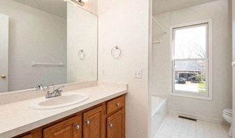 70 Hobnail, Amherst, NY 14051