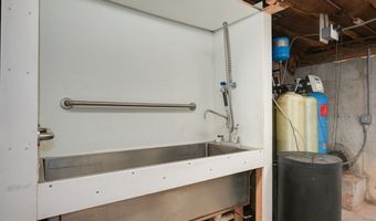 68 Old Harvard Rd, Bolton, MA 01740