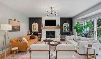 1716 Timber Ridge Estates Dr, Ballwin, MO 63011