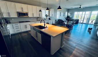 7406 Hadnot St, Las Vegas, NV 89166