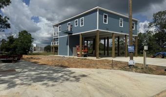 5009 Alaska St, Bay St. Louis, MS 39520