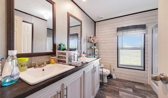 156357 NE Robindale Ln, Adrian, MO 64720