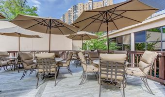 5904 MOUNT EAGLE Dr 711, Alexandria, VA 22303