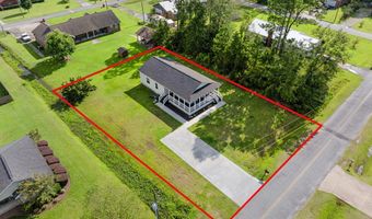 177 Ranier St, Baxley, GA 31513