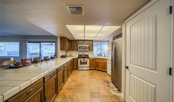 635 Riverfront Dr, Bullhead City, AZ 86442