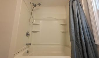 6 Sherwood Ln, Merrimack, NH 03054