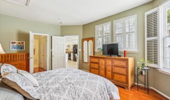 805 GAITHER Rd, Rockville, MD 20850