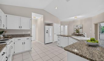 1303 ACRES Dr, Apopka, FL 32703
