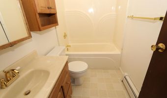 17925 Kantishna Dr, Eagle River, AK 99577