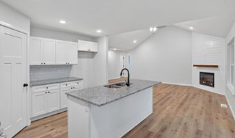 100 Northview Ter, Ash Grove, MO 65604