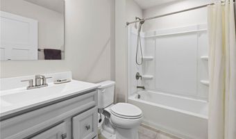 994 Bookman Ave, Akron, OH 44312