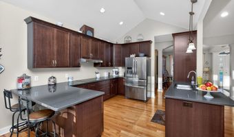 227 Landbridge Dr, Altamont, NY 12009