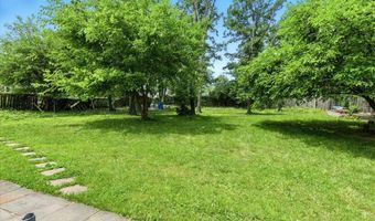 4108 WYNNWOOD Dr, Annandale, VA 22003
