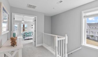 11100 CRUSADER Ln #107, Berlin, MD 21811