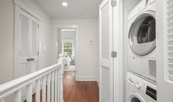 3118 17TH St N, Arlington, VA 22201