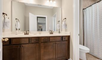 2901 Macintosh Woods Dr, Apex, NC 27502