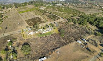 9383-85 W Lilac Rd, Escondido, CA 92026