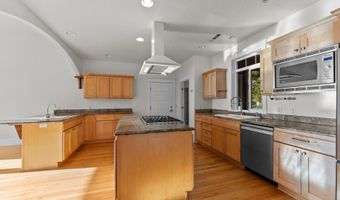 96546 SUNRIDGE Ter, Brookings, OR 97415