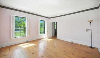 36 CHESTER St, Chester, NH 03036