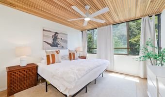 1875 KALANIANAOLE Ave 311, Hilo, HI 96720