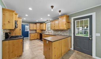 2401 SE 16th St, Bentonville, AR 72712