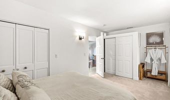 208 S Pacific St, Oceanside, CA 92054