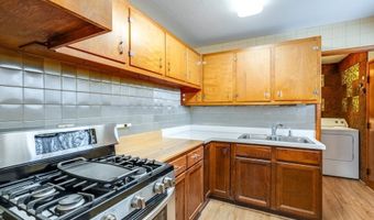 684 Sherwood Dr, Aurora, OH 44202